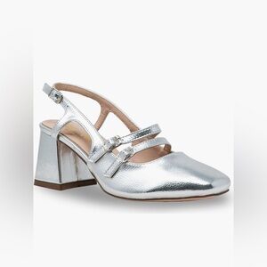 Chase and Chloe sling back pump size 8